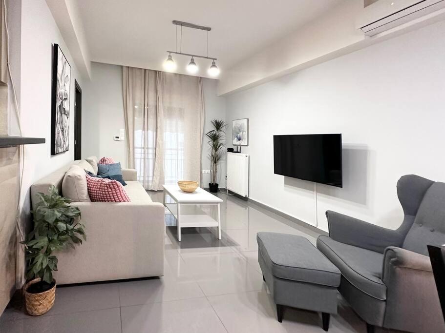 Prometheus Apartment *