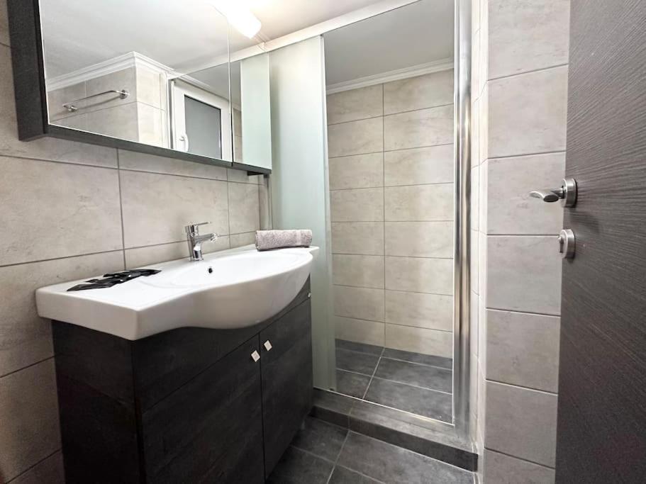 Prometheus Apartment Piraeus