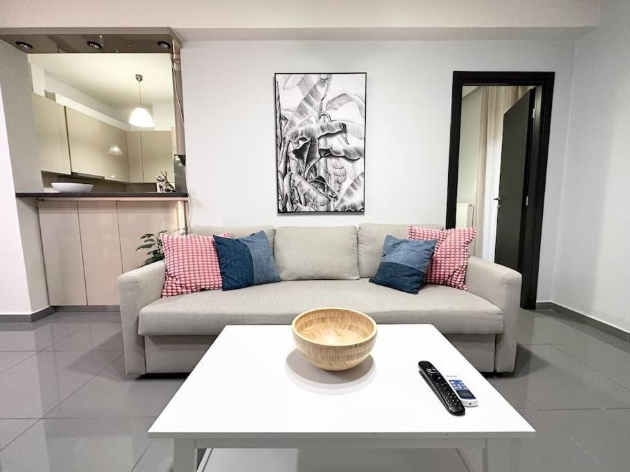 Prometheus Apartment *